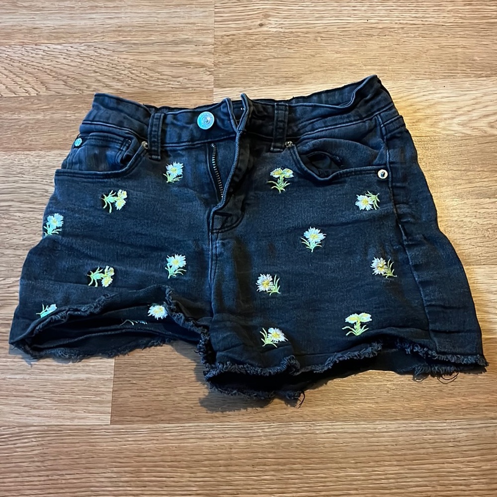 Daisy Jean shorts very cute